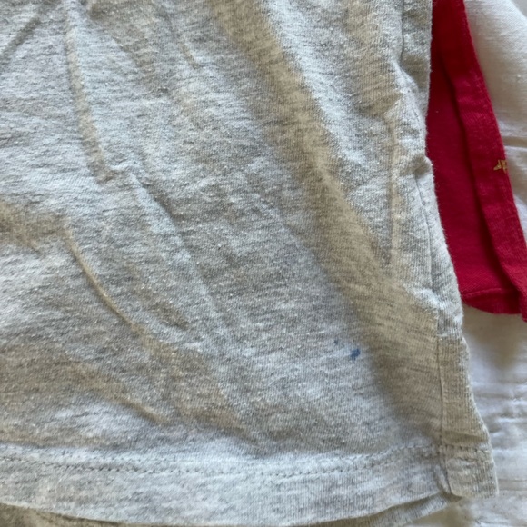 Gap Toddler Superwoman T shirt with removable red cape - Picture 4 of 9